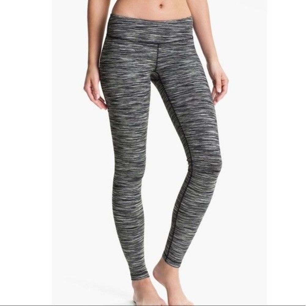 ZELLA Live In Eclipse Space Dye Legging M Gray Full Length Print Yoga EUC B16